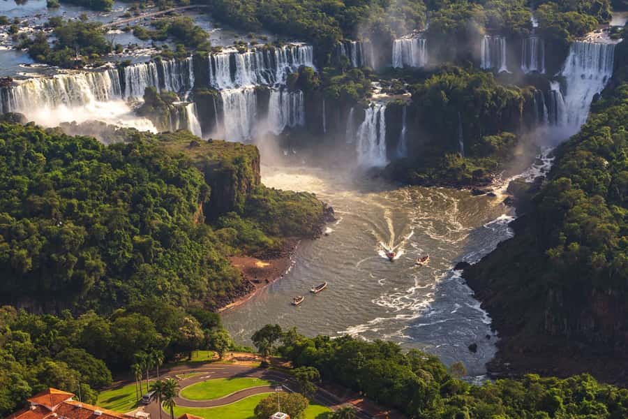 Puerto Iguazu: Iguazu Falls Boat Tour and Gran Aventura - The Devil’s Throat: power over spectacle