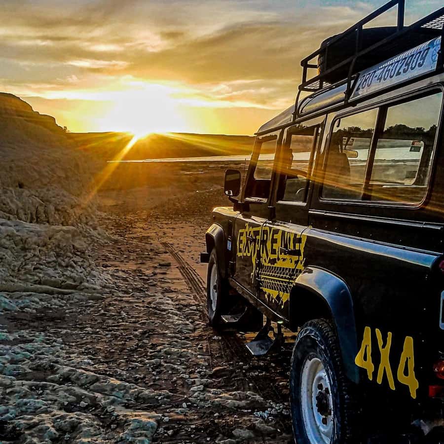 PUERTO MADRYN: 4 X 4 ADVENTURE EXPERIENCE ON THE MOST BEAUTIFUL BEACHES! - Across dunes and the Inter-Balnearia route
