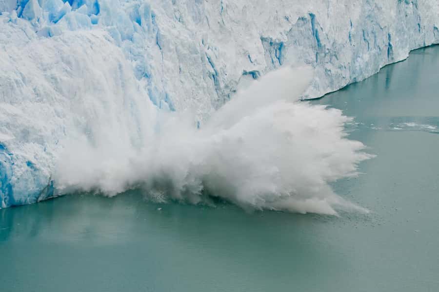 Puerto Natales: Day Trip to Perito Moreno Glacier Argentina - A brief look at El Calafate