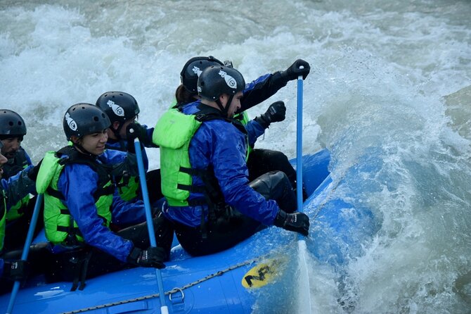 Rafting experience on the Rio de las Vueltas in Patagonia - Starting at San Martín 872 in El Chaltén