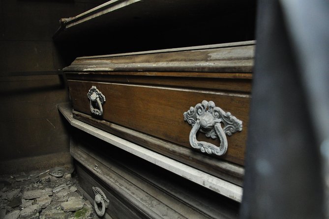 Recoleta Cemetery Tour in English - Is the $16 price good value?