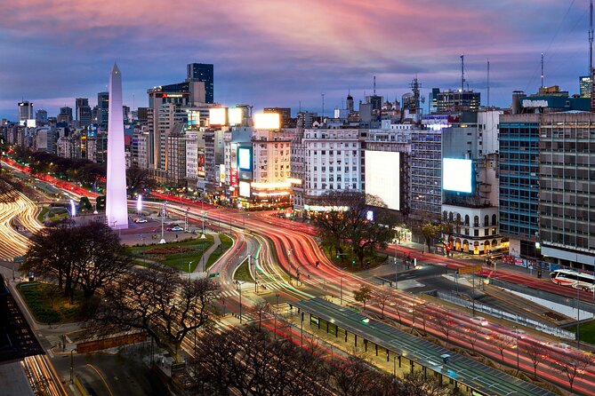 Rooftop Photography Tour in Buenos Aires - A 14th-floor view around Florida Street