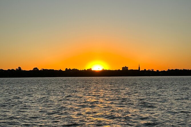 Sailing cruise with premium wine in Buenos Aires - San Isidro Cathedral and the changing view