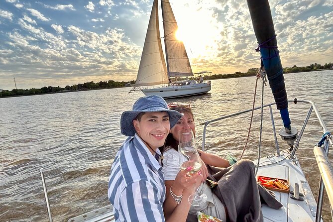 Sailing cruise with premium wine in Buenos Aires - Is $250 per person fair value?