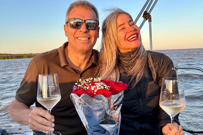 Sailing cruise with premium wine in Buenos Aires - Sailing from the Delta toward the River Plate
