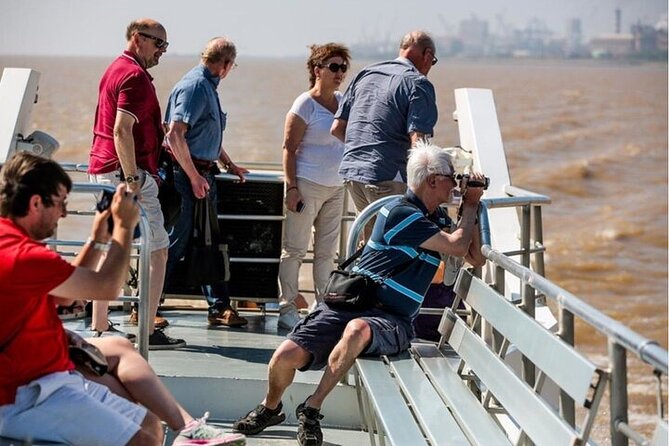Sailing on the Rio de La Plata from Puerto Madero to Tigre Delta - Arriving in Tigre and meeting your guide