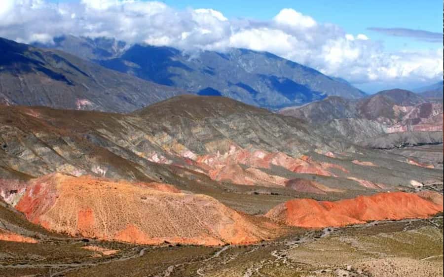 Salta or Jujuy: Iruya and Salinas Grandes 2-Day Tour - Lunch, crafts, and the Colorados trail