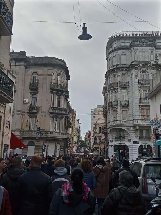 SAN TELMO + CAMINITO THE LOCAL WALKING TOUR! - Taking the bus from San Telmo to La Boca