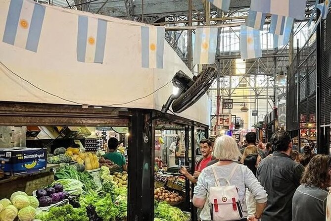 San Telmo Walking Tour and Wine Mini-Tasting for small groups - Mafalda brings Buenos Aires down to street level