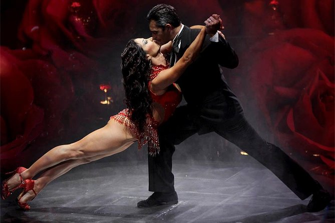 Señor Tango Show with Optional Dinner in Buenos Aires - What happens during the two-hour show
