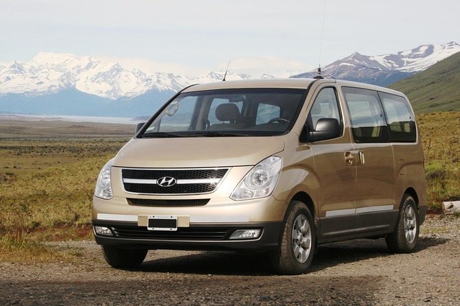 Shared Transfer Airport-Hotel-Airport (Calafate) - Why an airport transfer makes sense in El Calafate