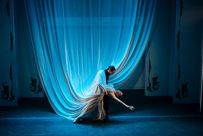 Skip-the-Line Tango Show Ticket at Cafe de Los Angelitos - The three-hour tango evening