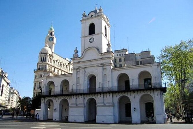 Small-group Buenos Aires City Tour With Pick Up At Cruise Port - Plaza de Mayo and the city’s political center