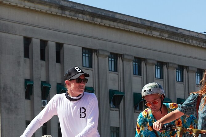Small Group Palermo & Recoleta Bike Tour - Why a bicycle works so well in Buenos Aires