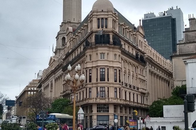 Small Group Southern Immersive Bike Tour - Plaza de Mayo, where Argentina’s public life gathers