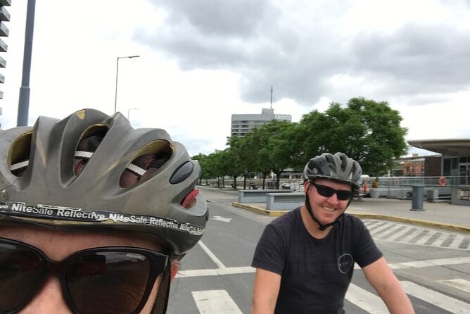 Small Group Southern Immersive Bike Tour - The guides are the strongest part