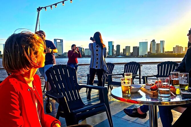 Sunset on the Río de la Plata: Navigation & Open Bar - Is the $47 price good value?