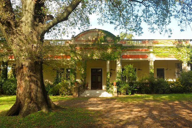 Tailor-made Day Tour to San Antonio de Areco & Estancia El Ombu - Ruiz de Arellano Square and the parish