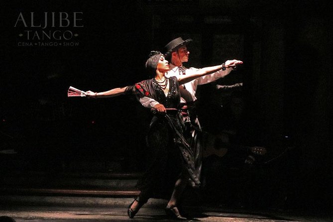 Tango Dinner-Show at El Aljibe with Optional Classic Bus Transfer - Is $48 a fair price?