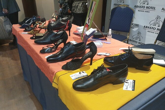 Tango in Buenos Aires: Experience of Milonga, Empanadas and Wine. - The 8:30 p.m. hotel pickup
