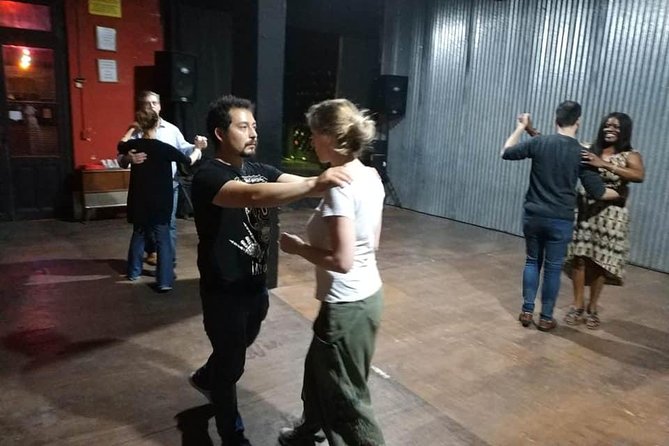 Tango Lesson with mate tasting. - Why this tango lesson is more than a dance class