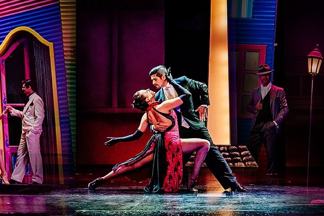 Tango Porteño with Optional Dinner - Entering Tango Porteño near the Obelisk