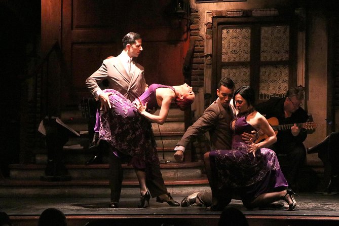 Tango Show and Dinner at: Aljibe Tango - Who Will Enjoy This Evening Most?