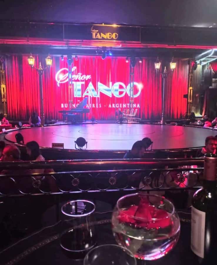 Tango Show at Señor Tango - Dinner before the curtain rises