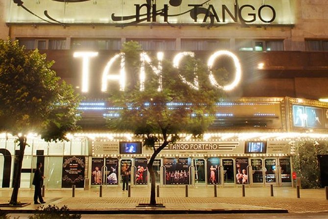 Tango show in "Tango Porteño" with optional dinner in Buenos Aires - Practical details that affect the night