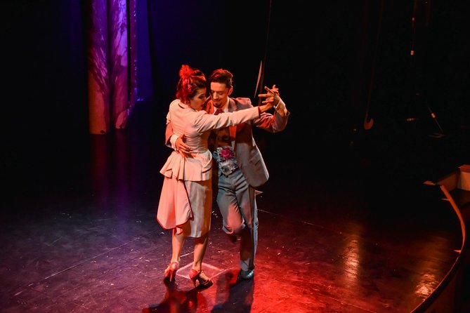 Tango Show with Carlos Gardel Dinner in Buenos Aires - Dinner sets the pace for the night