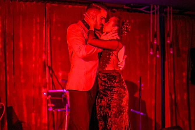 Tango, Wine and Dine Night Experience in Mendoza - Who will get the most from this $206 evening