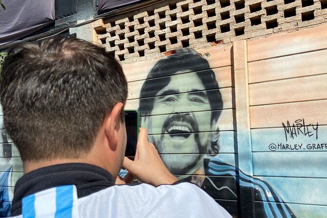 The Maradona Tour: Explore his Legacy in Buenos Aires + Lunch - Casa D10S: an intimate first stop