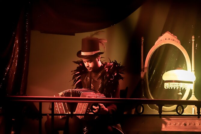 The Tango Show Window in Buenos Aires. - Booking advice for the $63 price
