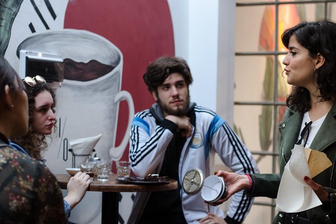 The Ultimate Buenos Aires Bar Tour – Where Locals Go Out - Is $32 a fair price?
