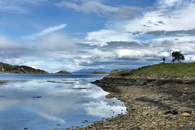 Tierra del Fuego National Park Trekking and Canoeing in Lapataia Bay - Starting from Ushuaia at 8:30 am