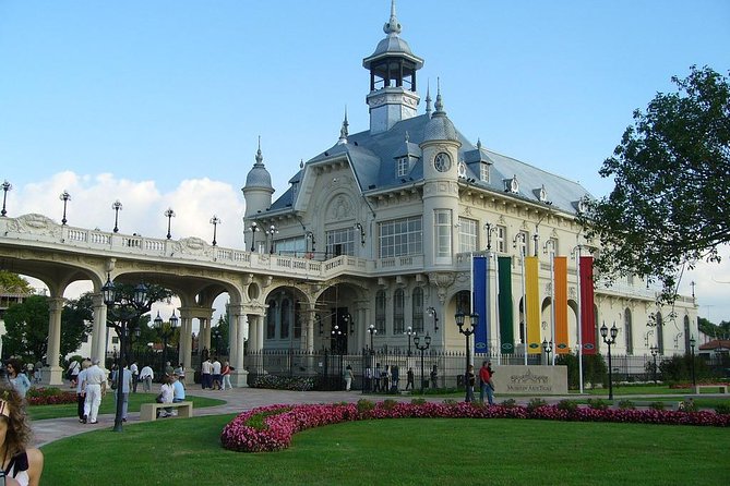 Tigre City tour and Delta Canals Navigation - half day for small groups - The boat ride through the first Delta channels