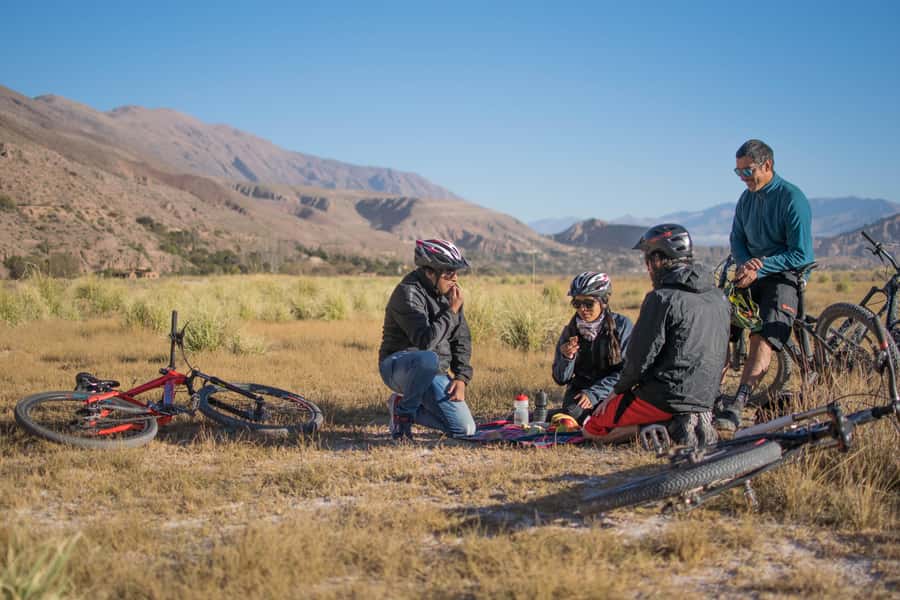 Tilcara: 2 hours cycling tour trough the rural area - Farms and rural life at bicycle speed