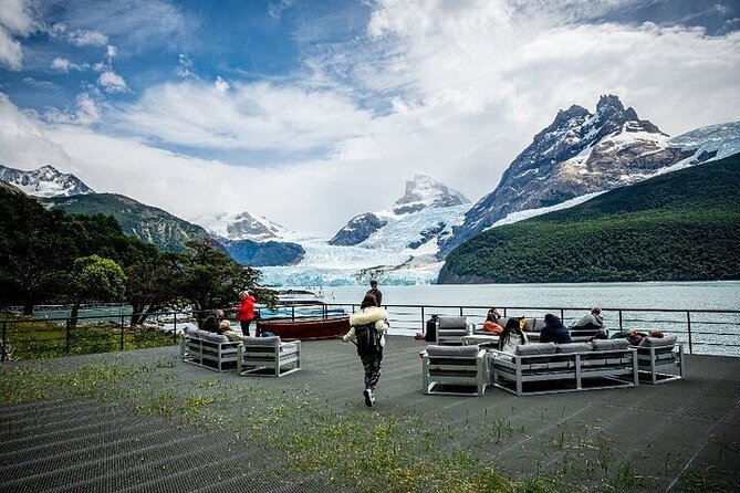 "Todo Glaciares" Boat Tour + optional transfers from El Calafate - Standard seating or Captain’s Club?