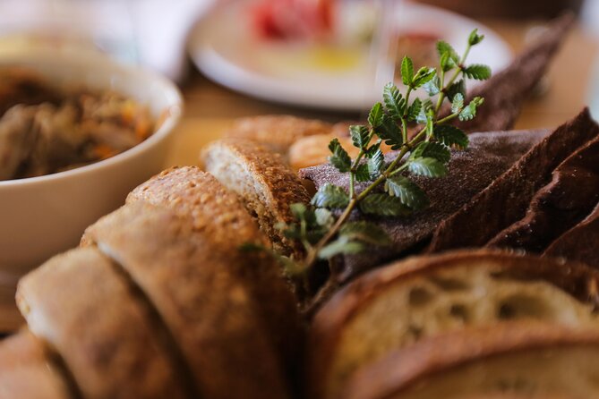 Top Rated: Winery Tour with Lunch in Mendoza - Key points to know before booking