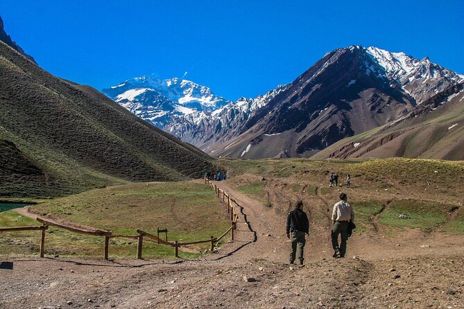 Tour Full Day High Mountain: Potrerillos, Uspallata from Mendoza - Puente Picheuta and the mountain villages
