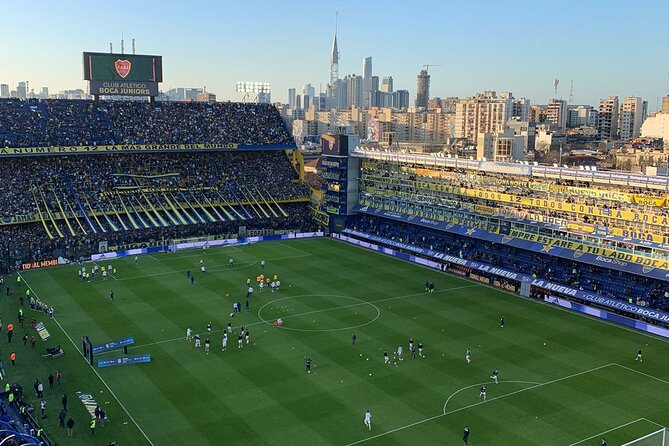 Tour Stadiums Argentine Football in Buenos Aires with Football Guide - The guide can shape the whole day