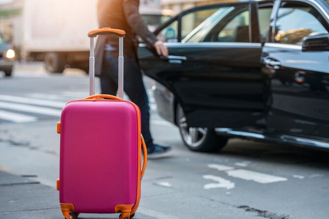 Transfer Buenos Aires International Airport (EZE) to Downtown Hotel - The 35-minute to 1-hour-5-minute ride into Buenos Aires