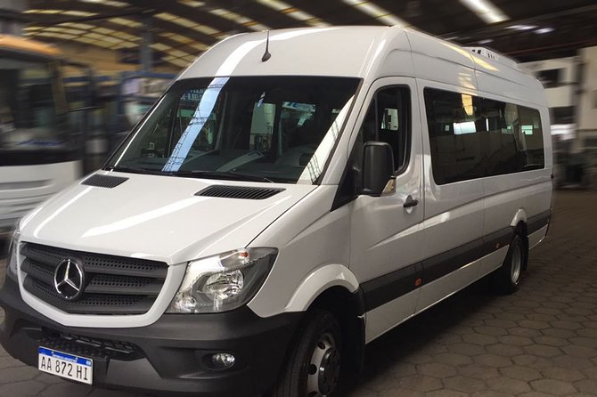 Transfer from the Airport to Bariloche - Spanish and English help, with one communication warning