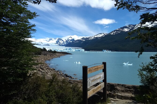 Transfers from the Airport to El Calafate with City Tour - From the airport to your accommodation in about 30 minutes