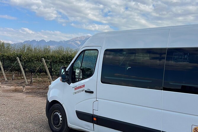 Travel Mendoza Argentina to or from Santiago, Chile - Key points at a glance