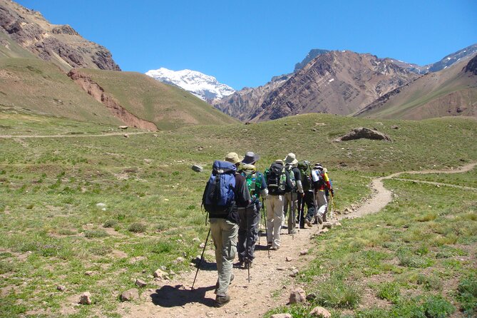 Trekking Aconcagua Park - Lunch and water keep the basics simple