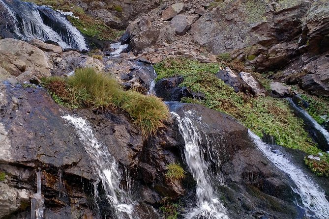 Trekking day in The Andes (from Mendoza) - What the three-peak trek demands