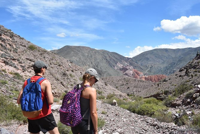 Trekking Purmamarca - A half-hour pause at 2,700 meters