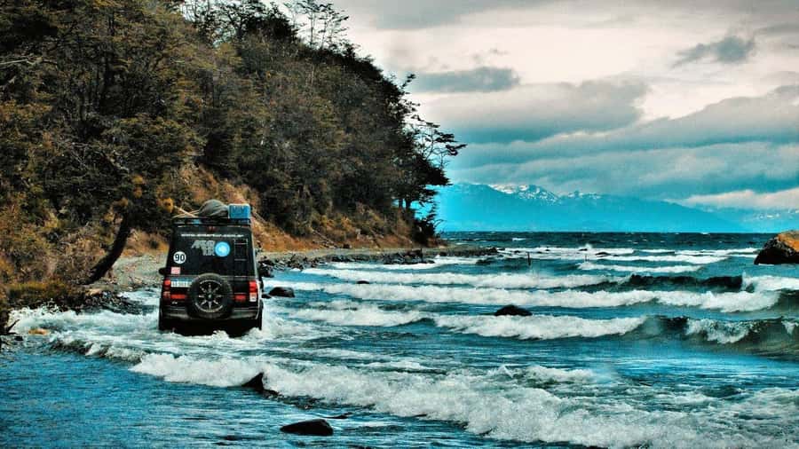 Ushuaia 4WD Off-Road Adventure: Hidden Lakes & Argentine BBQ - Why this Ushuaia 4WD trip is worth your day