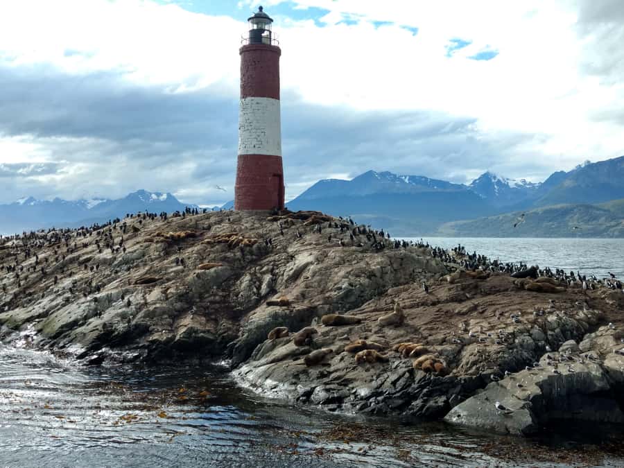 Ushuaia: Beagle Channel & Sea Wolves Island Catamaran Cruise - Les Eclaireurs Lighthouse and the Monte Cervantes story